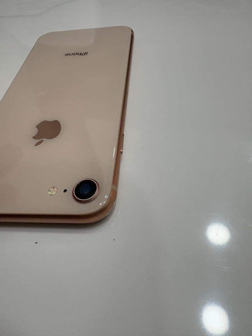 iPhone8 ゴールド バッテリー100% 外箱なし