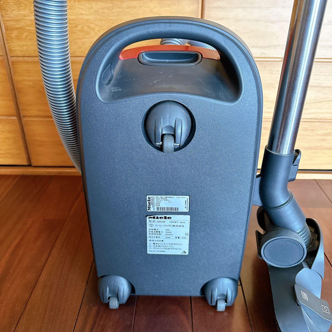 通販生活購入　ミーレ　掃除機　SDCO0 アタッチメント・取扱説明書付き