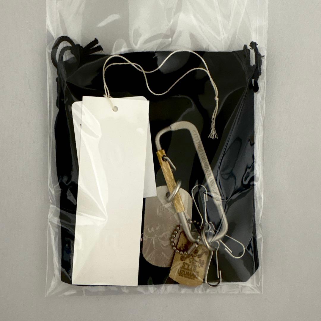 S'YTE×伊藤潤二 25aw 黒谷あざみドッグタグカラビナ / うずまき