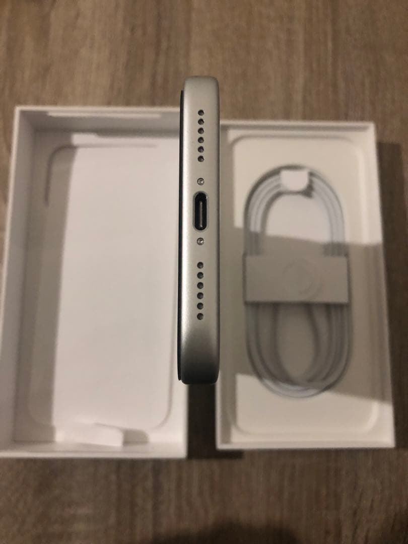 iPhone17 プロマックス512gb シルバー