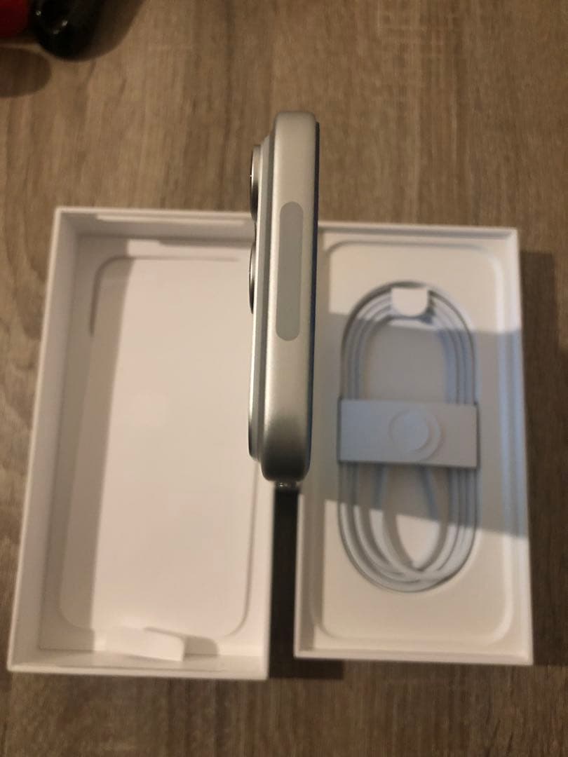 iPhone17 プロマックス512gb シルバー