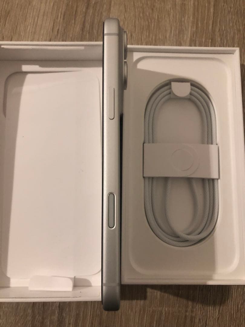 iPhone17 プロマックス512gb シルバー