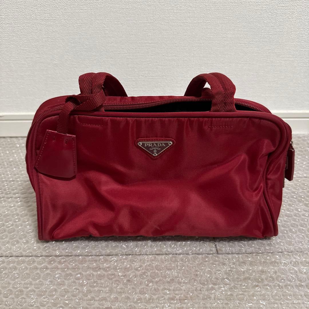 ハンドバッグ　PRADA ナイロン　レッド