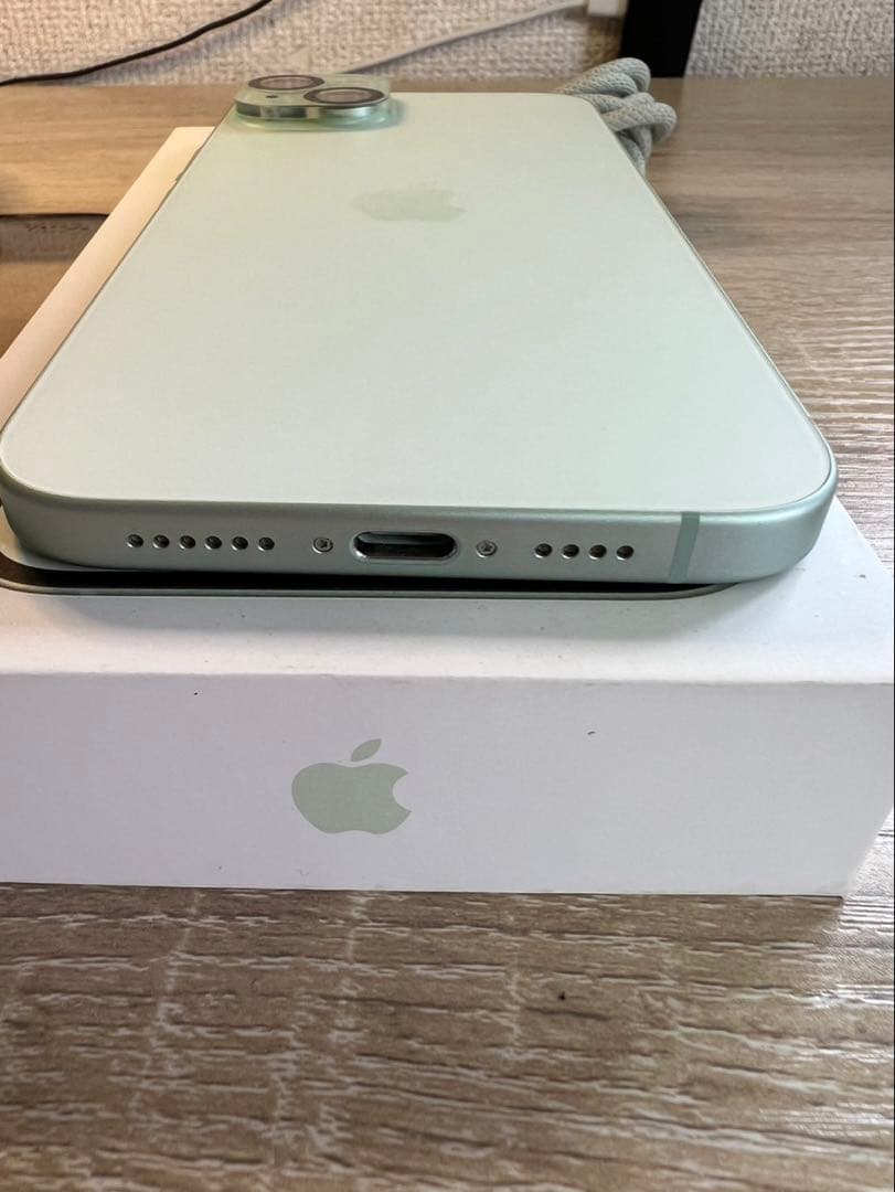 【美品】iPhone15 Plus 128GB CASETiFY・Anker付