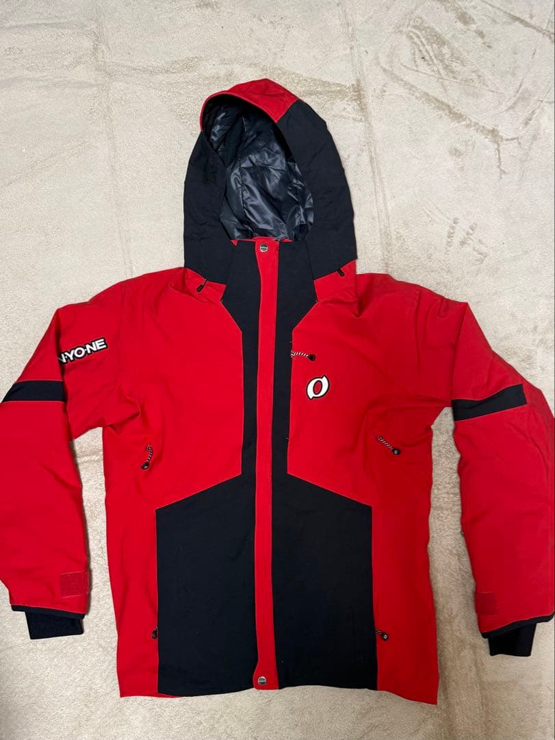 【Sezzy】onyoneスキーウェア上L.下Oサイズ