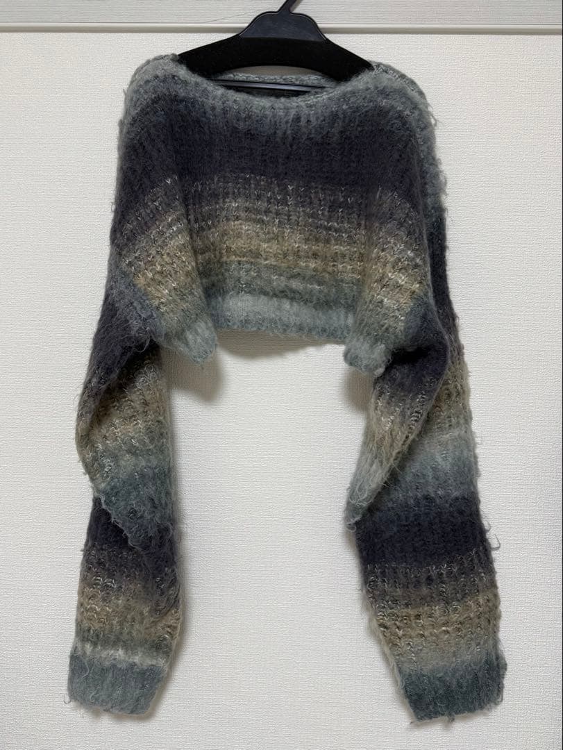 トップス PERVERZE Gradient Stripe Top and Scarf