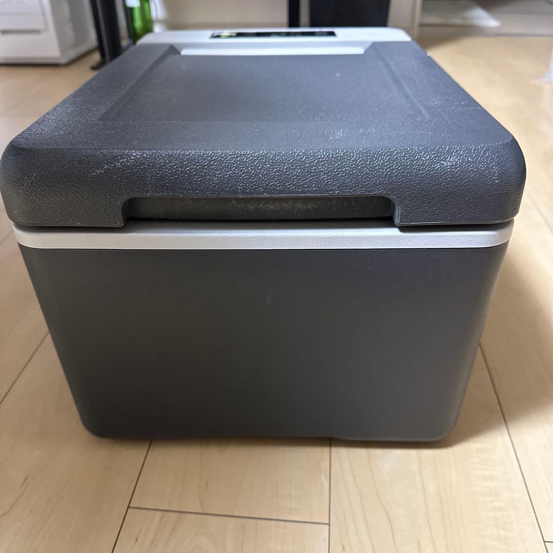 車載冷蔵庫　9リットル