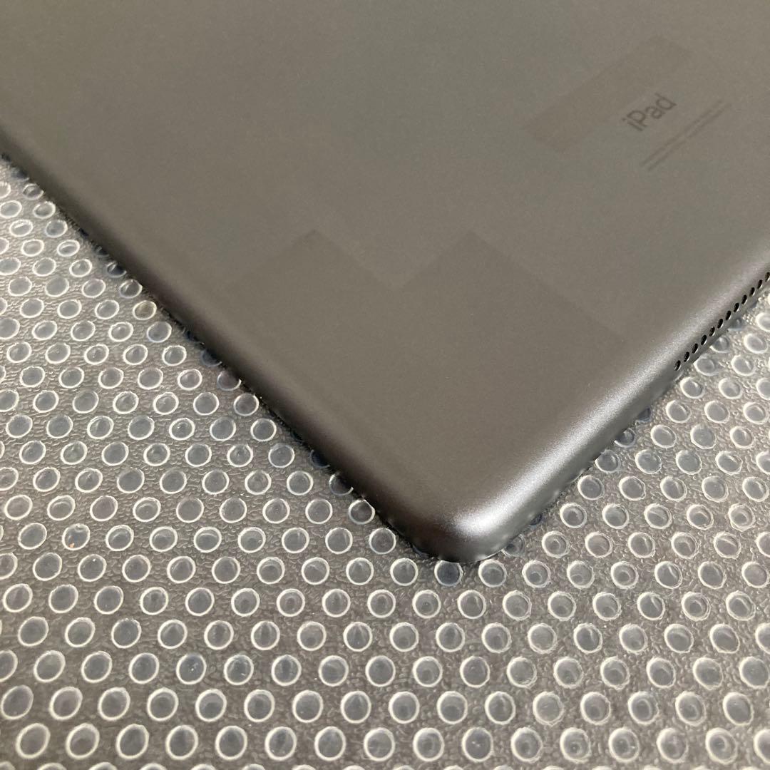 3238【早い者勝ち】iPad7 第7世代 32GB WIFIモデル☆
