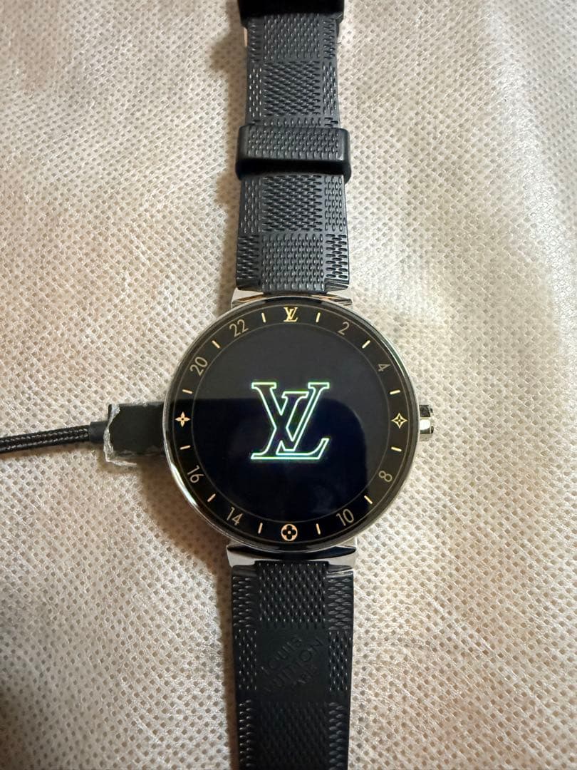 す*ん様 Louis Vuitton 時計タンブールホライゾンV1 QA003