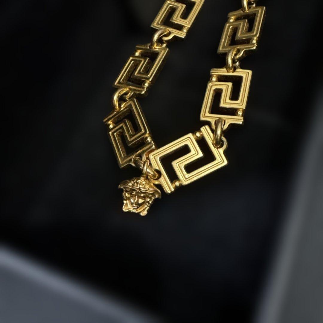 Versace グレカネックレス　ゴールド　ヴェルサーチ