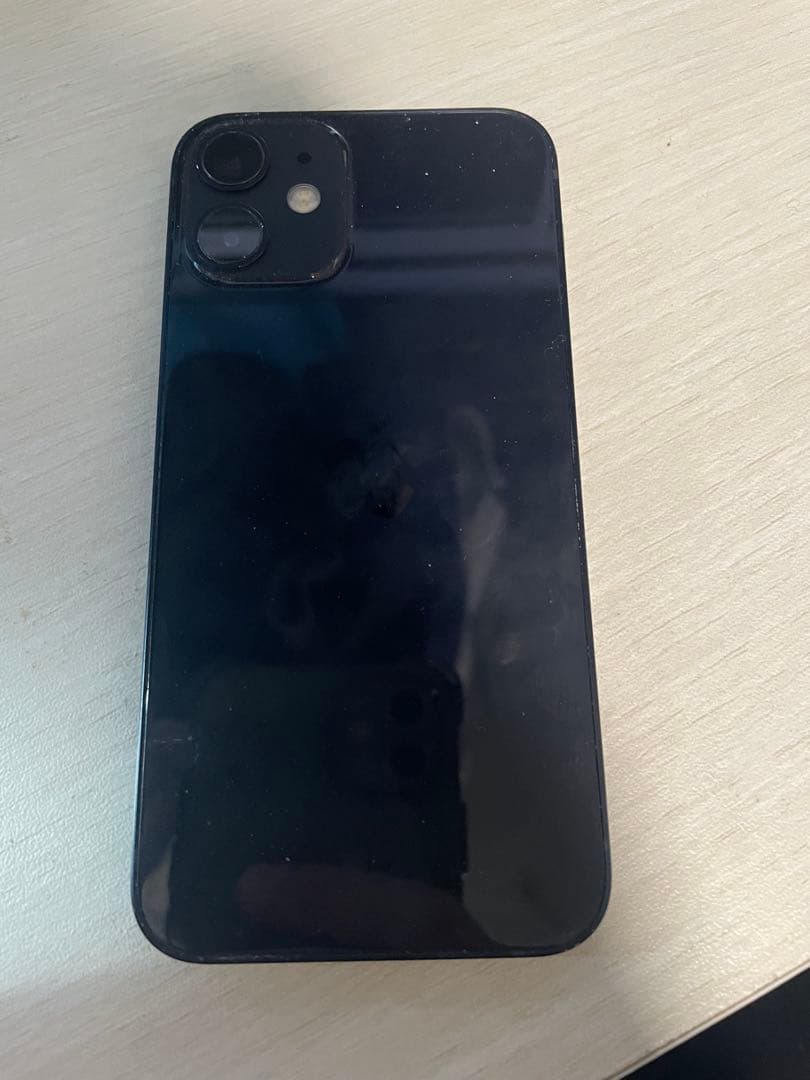 iPhone 12mini バッテリー最大容量87% 画面ひびあり