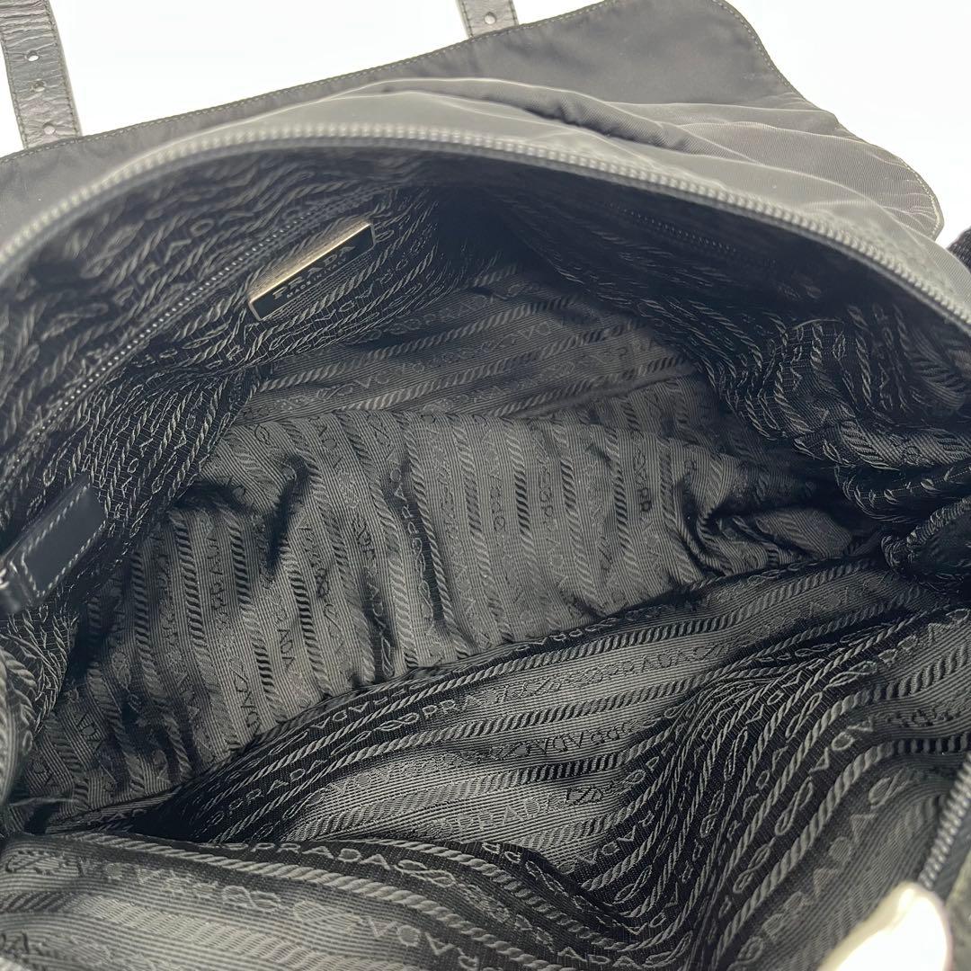 PRADA プラダ メッセンジャーバッグ ショルダーバック ナイロン三角ロゴ 黒