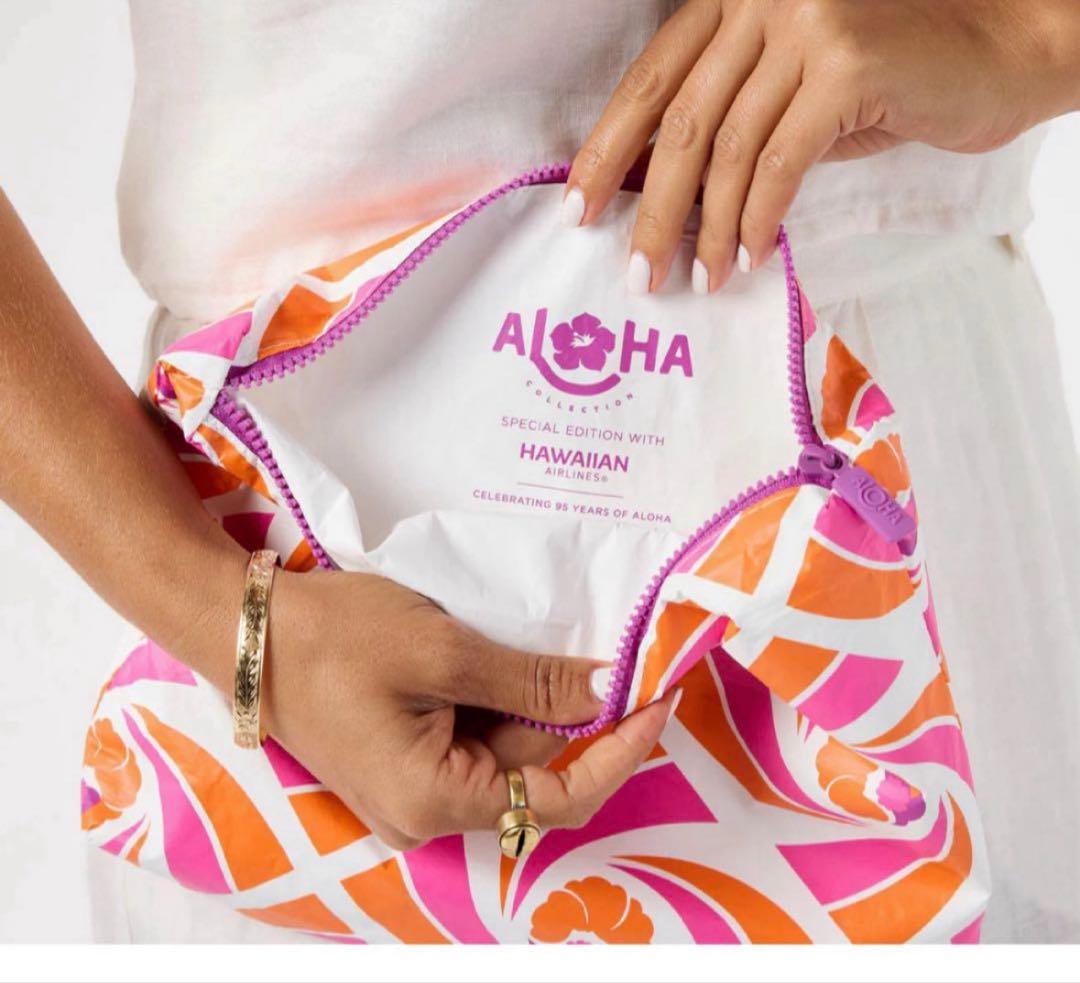 【完売品】ハワイアン航空コラボ × ALOHA COLLECTIONポーチ