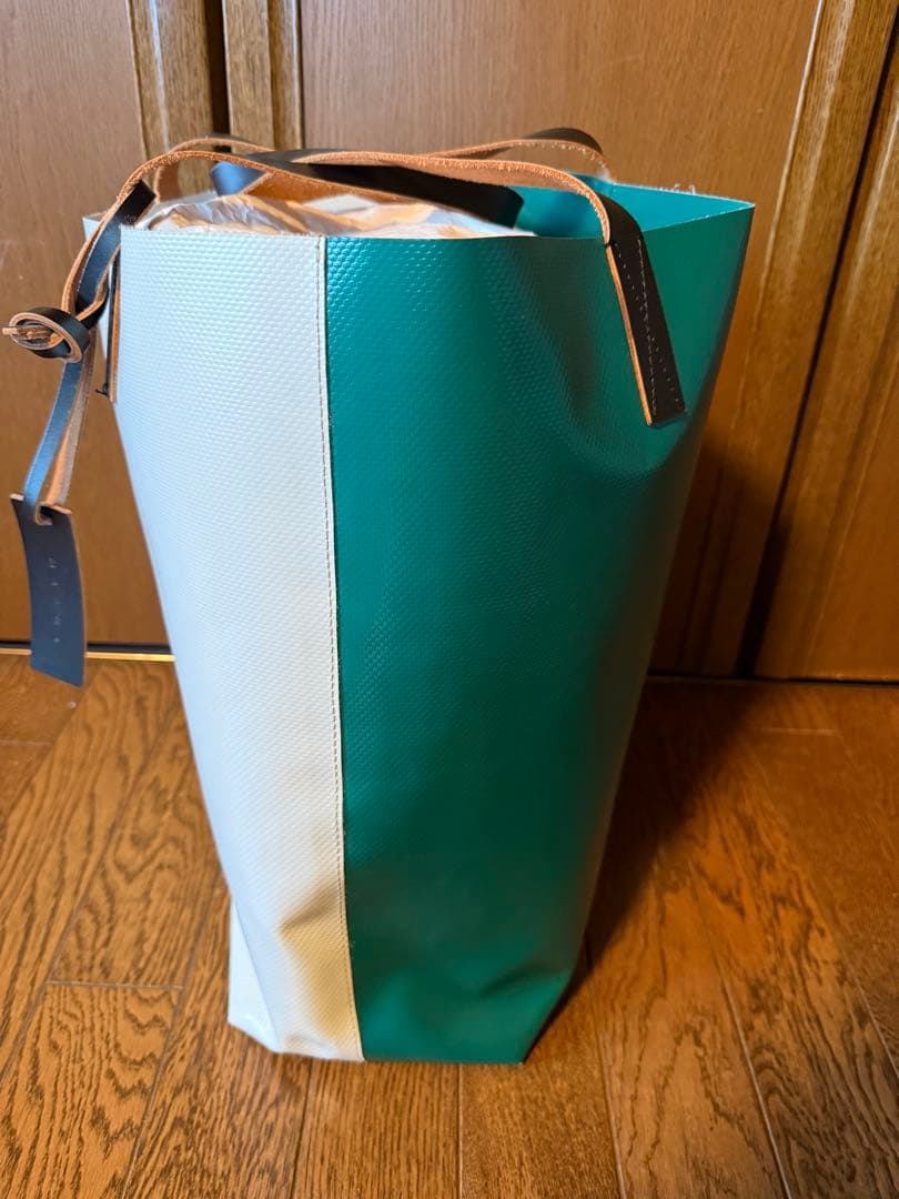 MARNI PVCトートバッグ