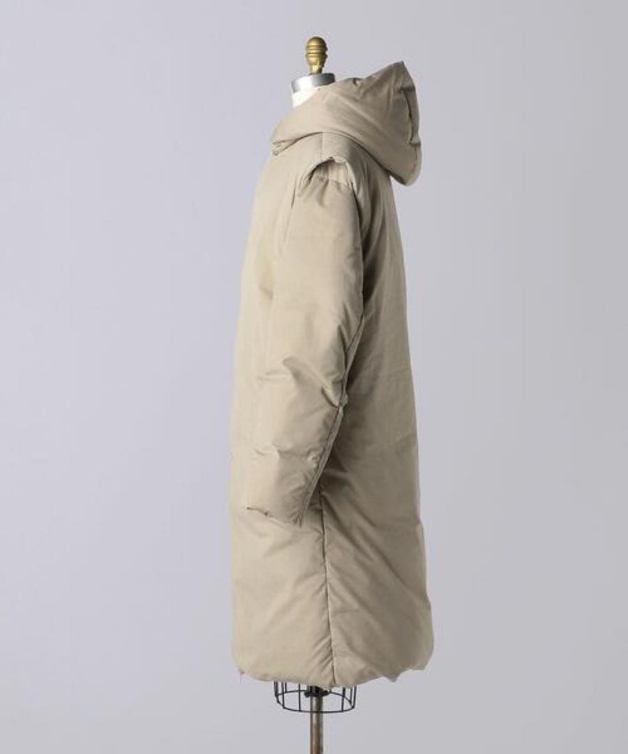 新品未使用BLAMINK フード　ダウンジャケット コート　ブラミンク　ジレ