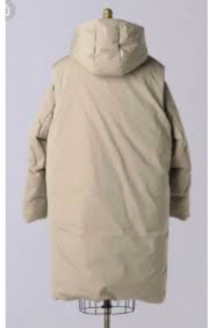 新品未使用BLAMINK フード　ダウンジャケット コート　ブラミンク　ジレ