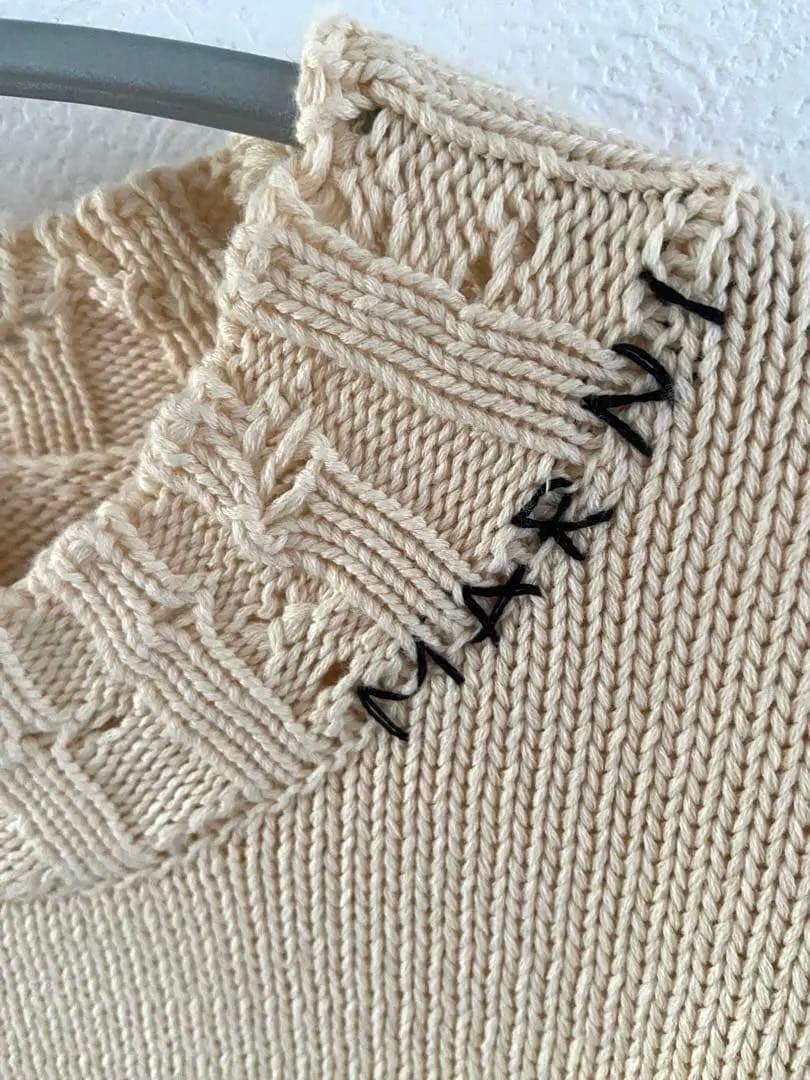 美品　MARNI ロゴ刺繍 ダメージ加工 コットンニット クロップドジャンパー