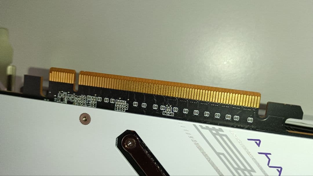 グラフィックボード・グラボ・ビデオカード Radeon RX7900XT Phantom Gaming White