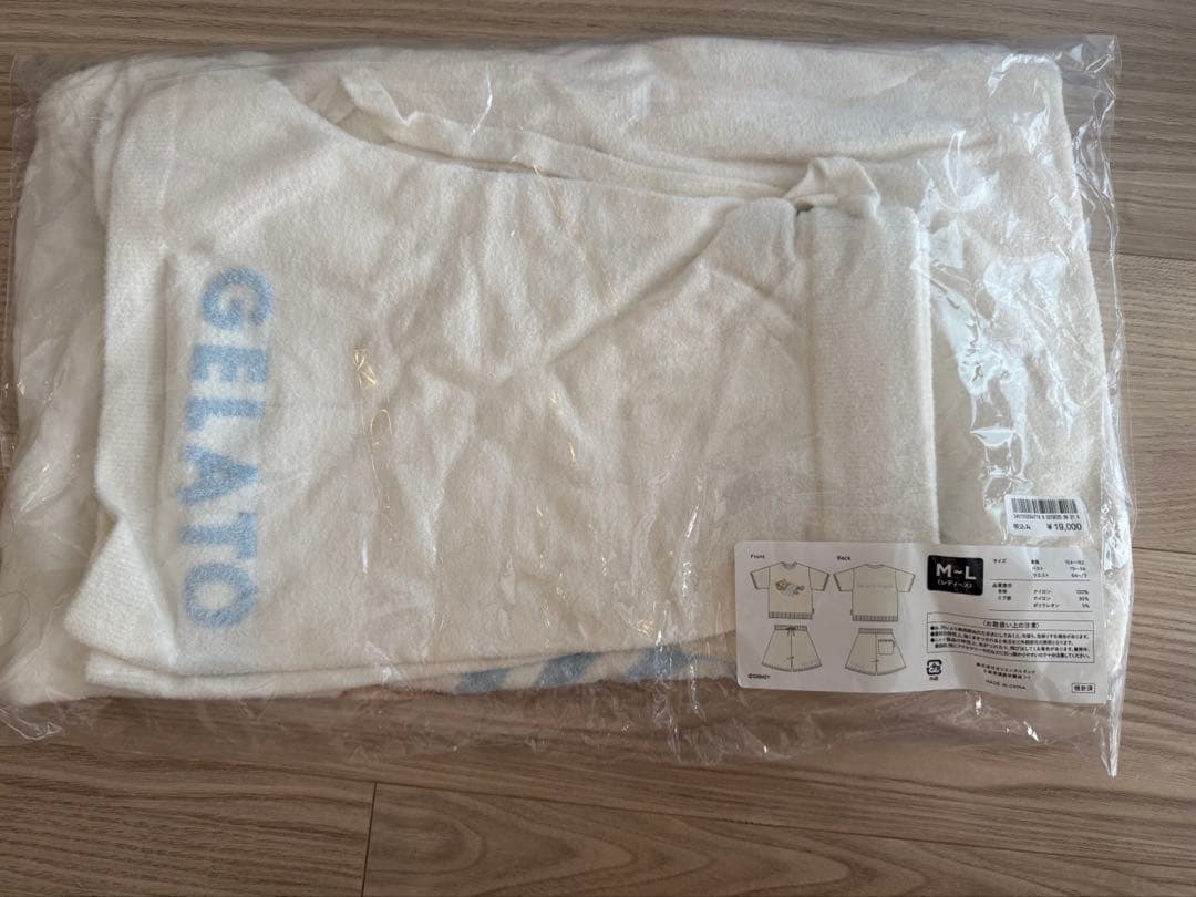 ジェラピケ ルームウェアセット　白　ダッフィー