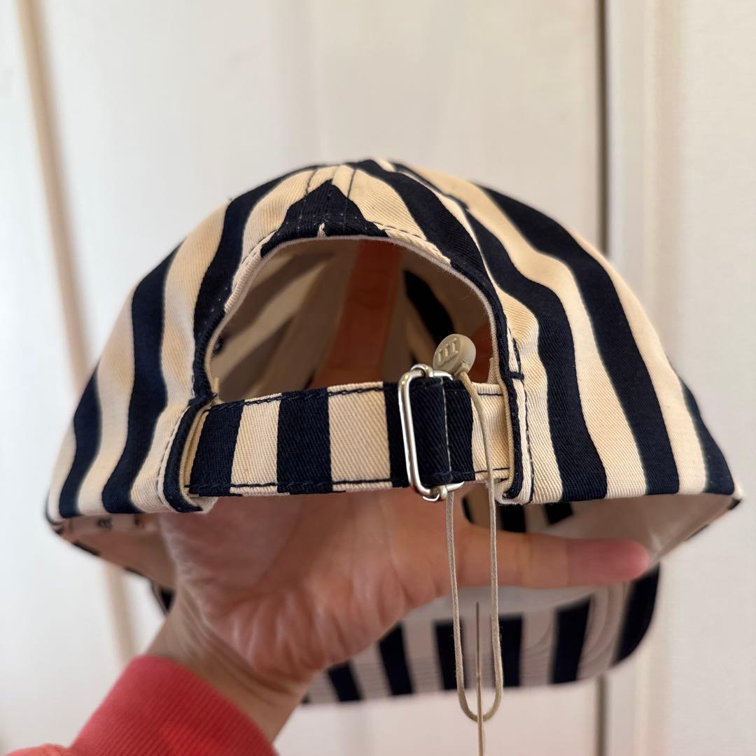 新品タグ付きmarimekko ストライプ キャップ