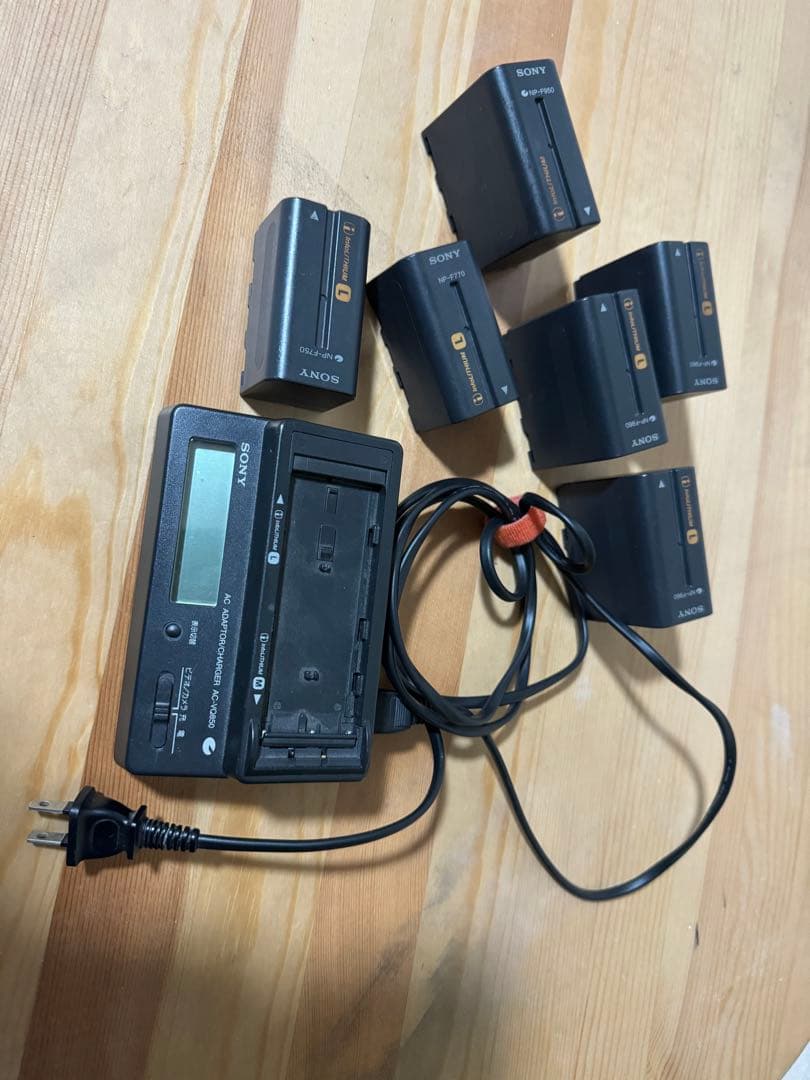 ビデオカメラ DCR-VX2000