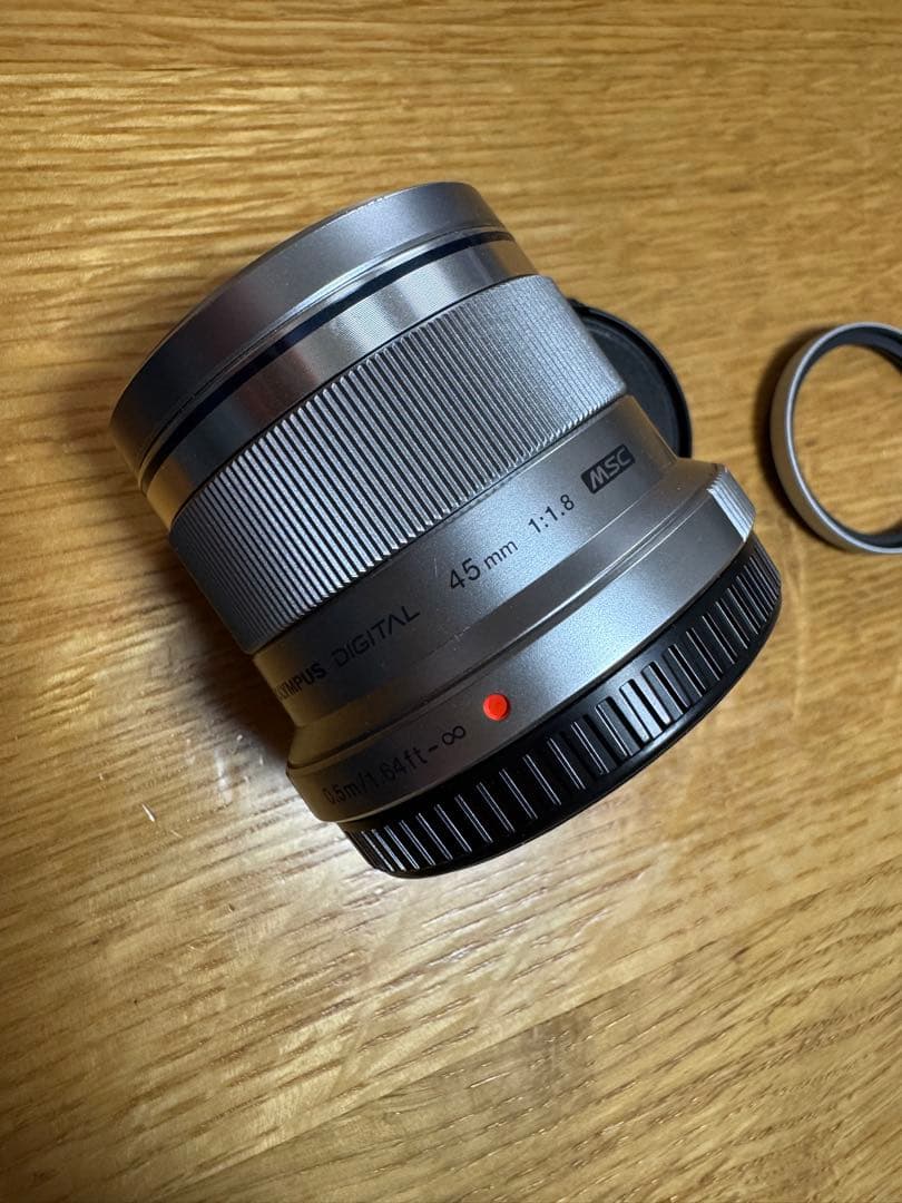 Olympus M.Zuiko 45mm F1.8 M43 レンズ mft