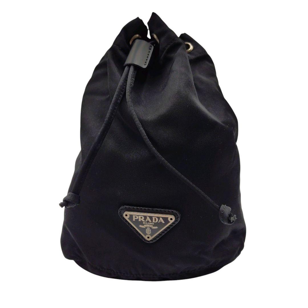 ★美品★PRADA プラダ 巾着 ポーチ 三角ロゴ ナイロン ブラック 黒
