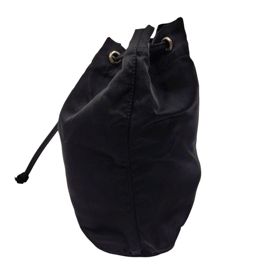 ★美品★PRADA プラダ 巾着 ポーチ 三角ロゴ ナイロン ブラック 黒