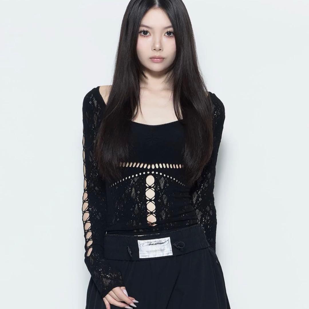 新品 THEREDTHREAD ruched sculpt body lace