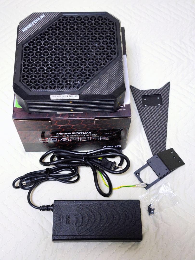 MINISFORUM HX99G ミニゲーミングPC 32GB/SSD1TB