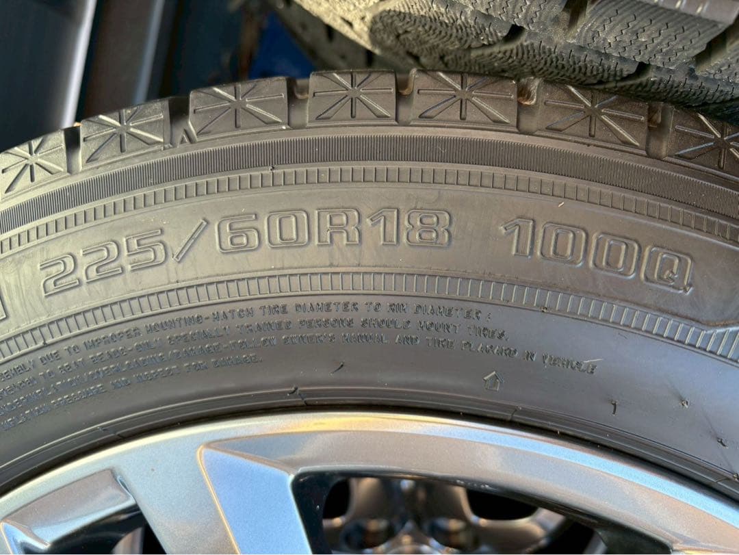 【⭐︎年末最終セール中⭐︎】グッドイヤー225/60R18 タイヤ・ホイールセット