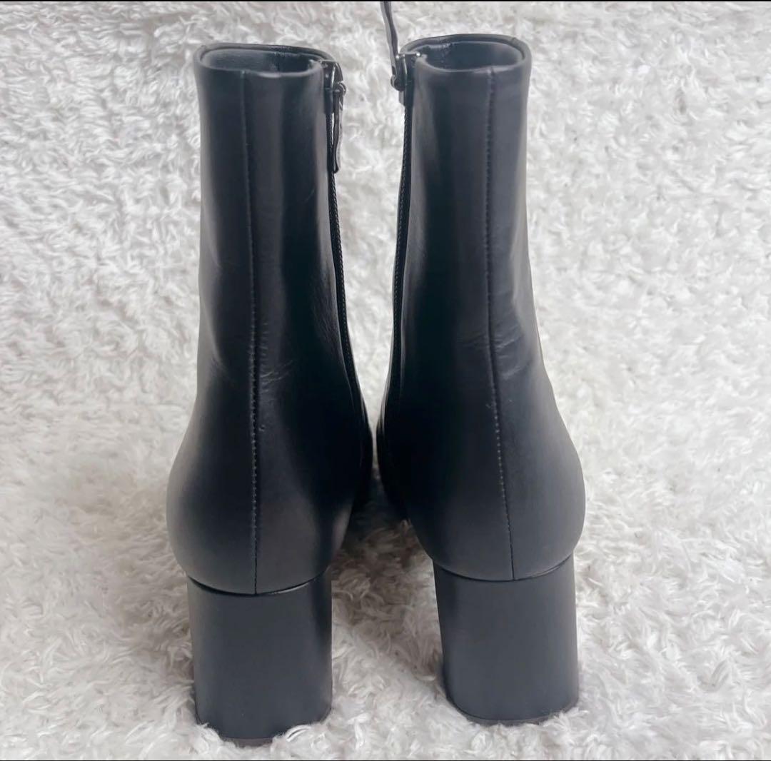 美品 ダイアナ ブラック レザー ショートブーツ スクエアトゥ サイドジップ 黒