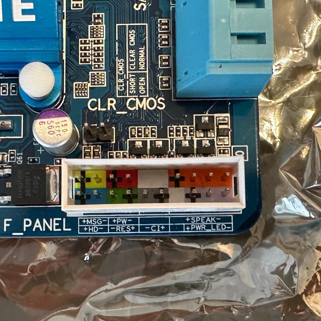 マザーボード GIGABYTE GA-Z77MX-D3H