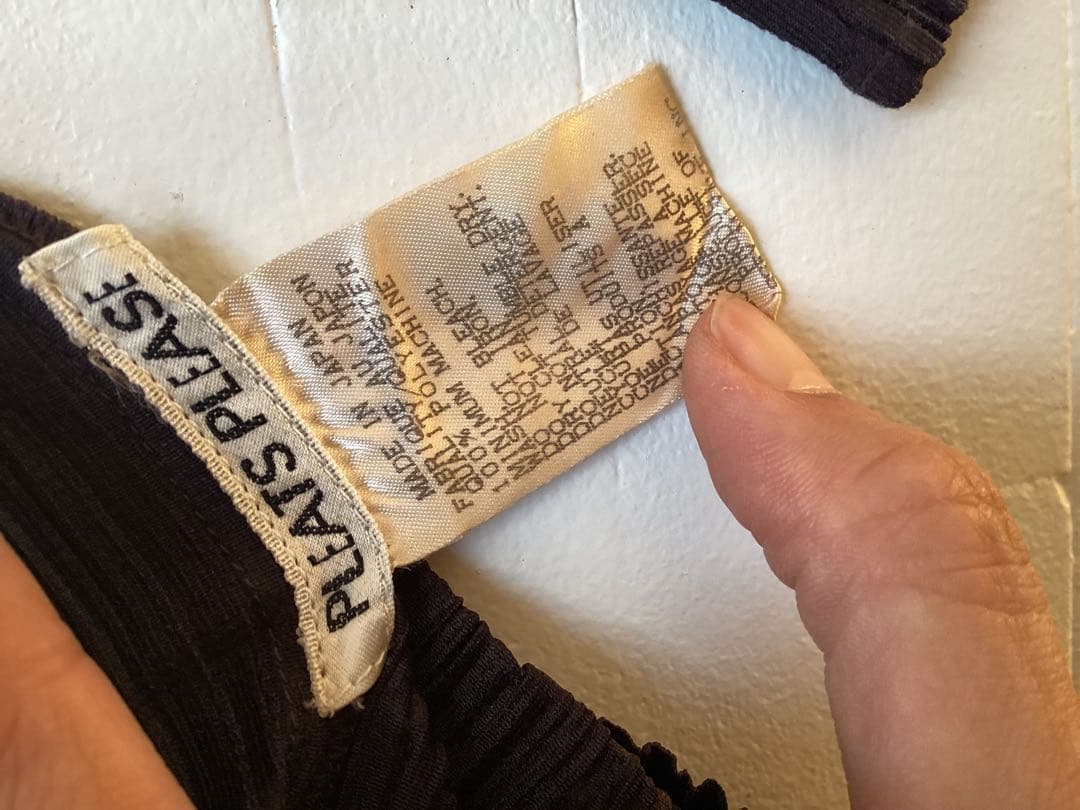 イッセイミヤケ　pleats please プリーツ加工