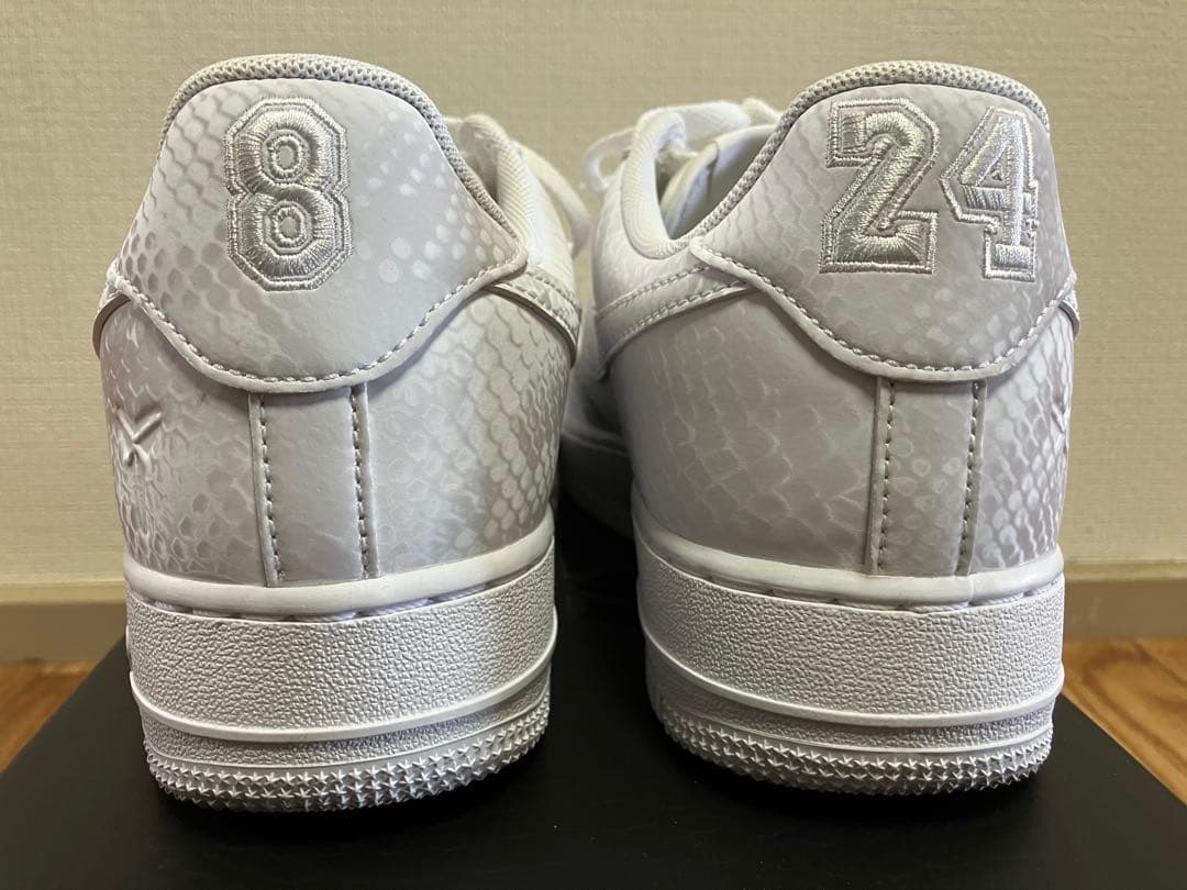 Kobe Bryant × Nike Air Force 1 Low White