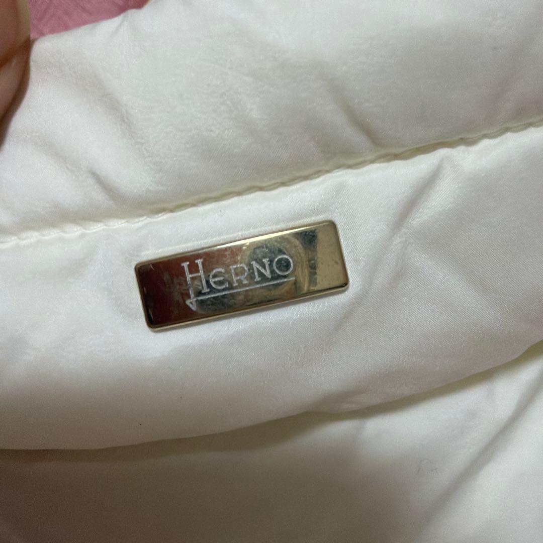 hernoダウンジャケット