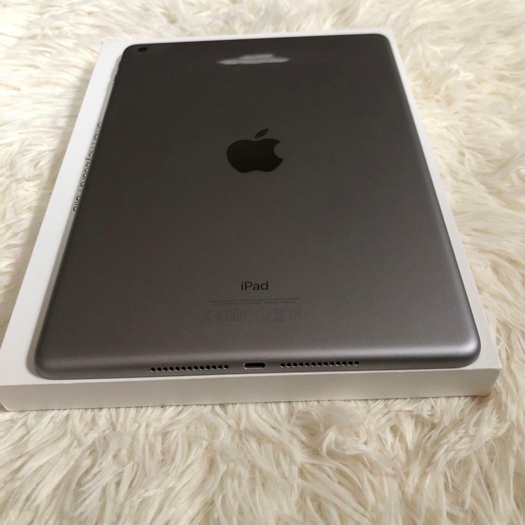 【10/4販売終了】iPad 第5世代 128GB 【すぐ発送】