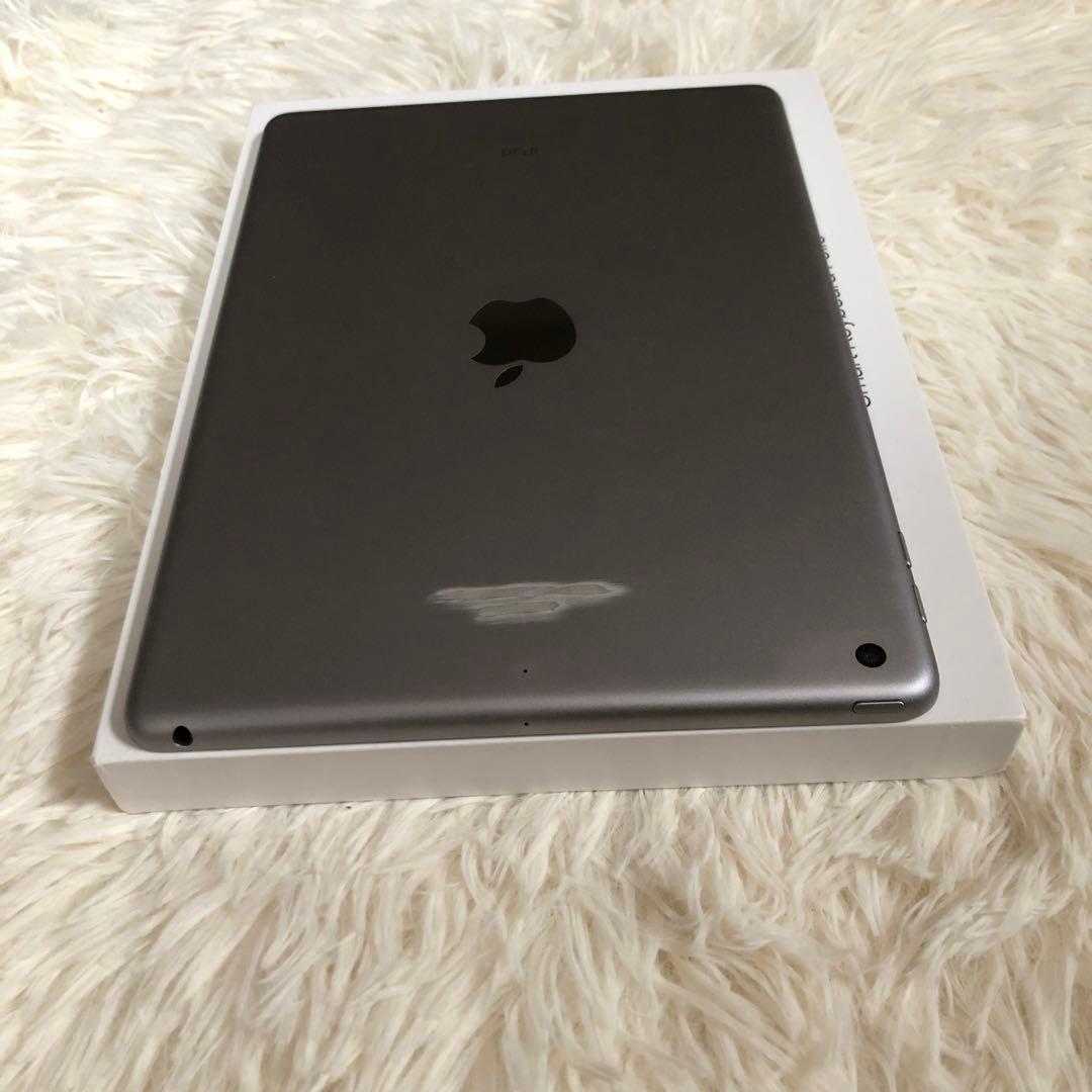 【10/4販売終了】iPad 第5世代 128GB 【すぐ発送】