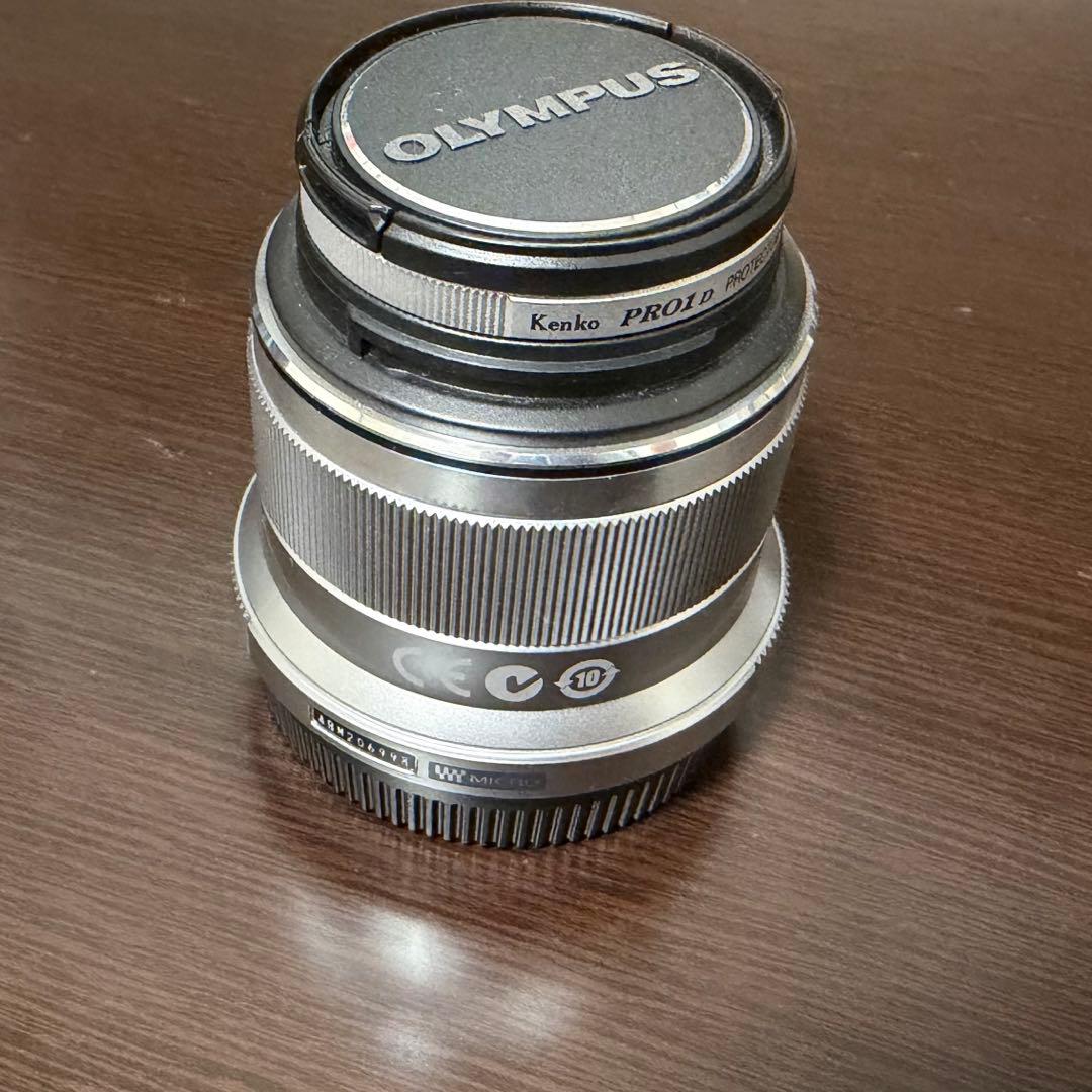 美品•未使用 OLYMPUS M.ZUIKO DIGITAL 45mm F1.8