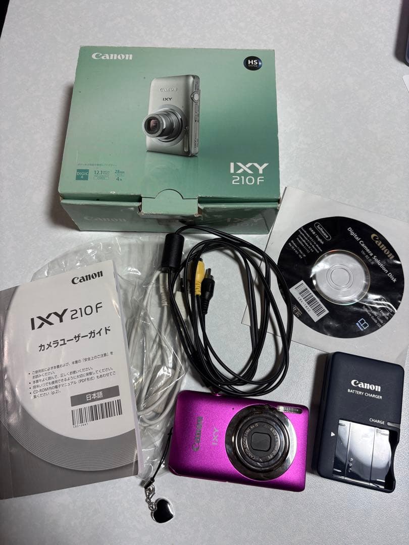 Canon IXY 210F ピンク 本体と付属品