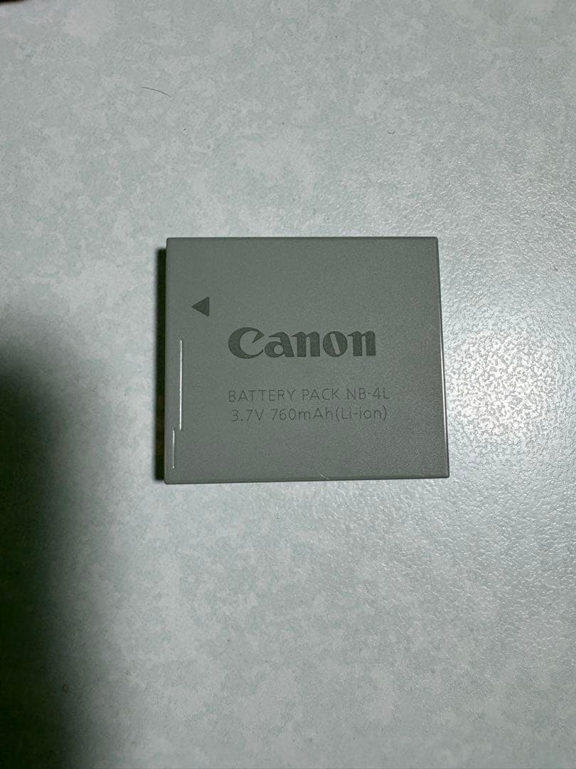 Canon IXY 210F ピンク 本体と付属品