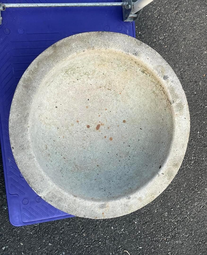 石臼　杵　きね 餅つき 庭石 めだか鉢