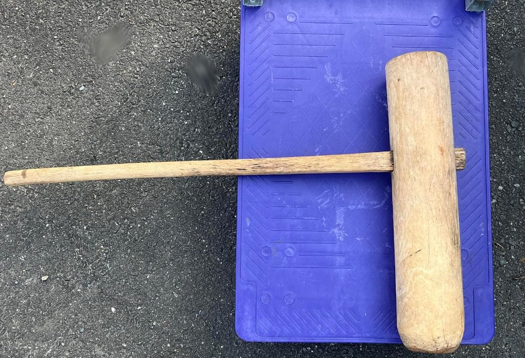 石臼　杵　きね 餅つき 庭石 めだか鉢