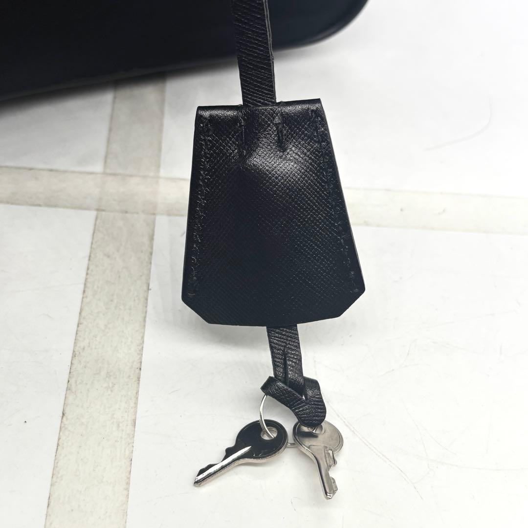 【美品】PRADA ブラック ボストンバッグ ナイロン トライアングルロゴ