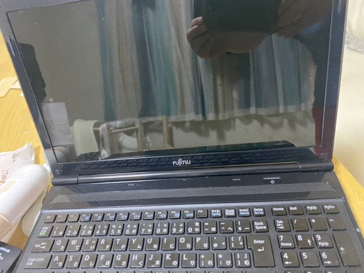 富士通　ノートパソコン