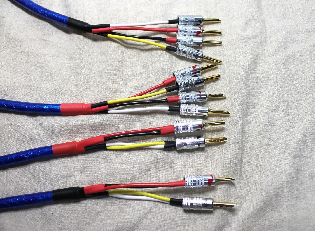 5500αゾノトーン ZONOTONE　2m2本　2出力4入力用です。