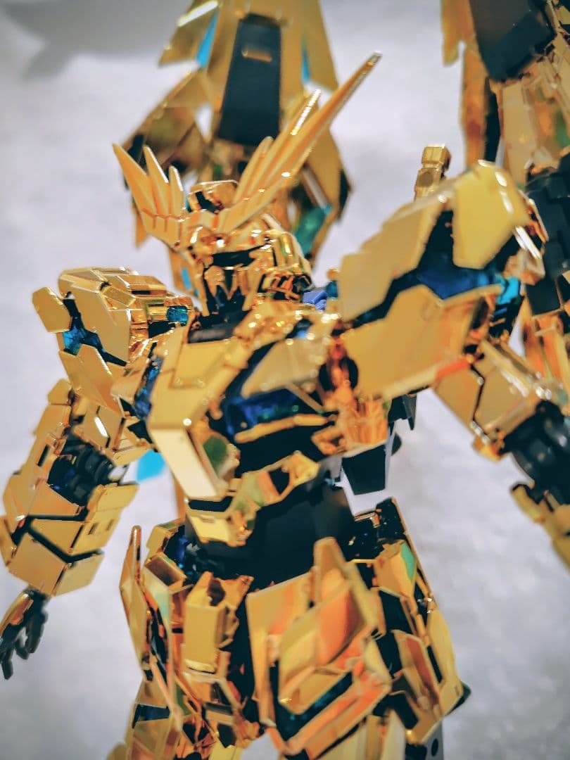 RG ユニコーンガンダム3号機　フェネクス (ナラティブVer.)　素組み