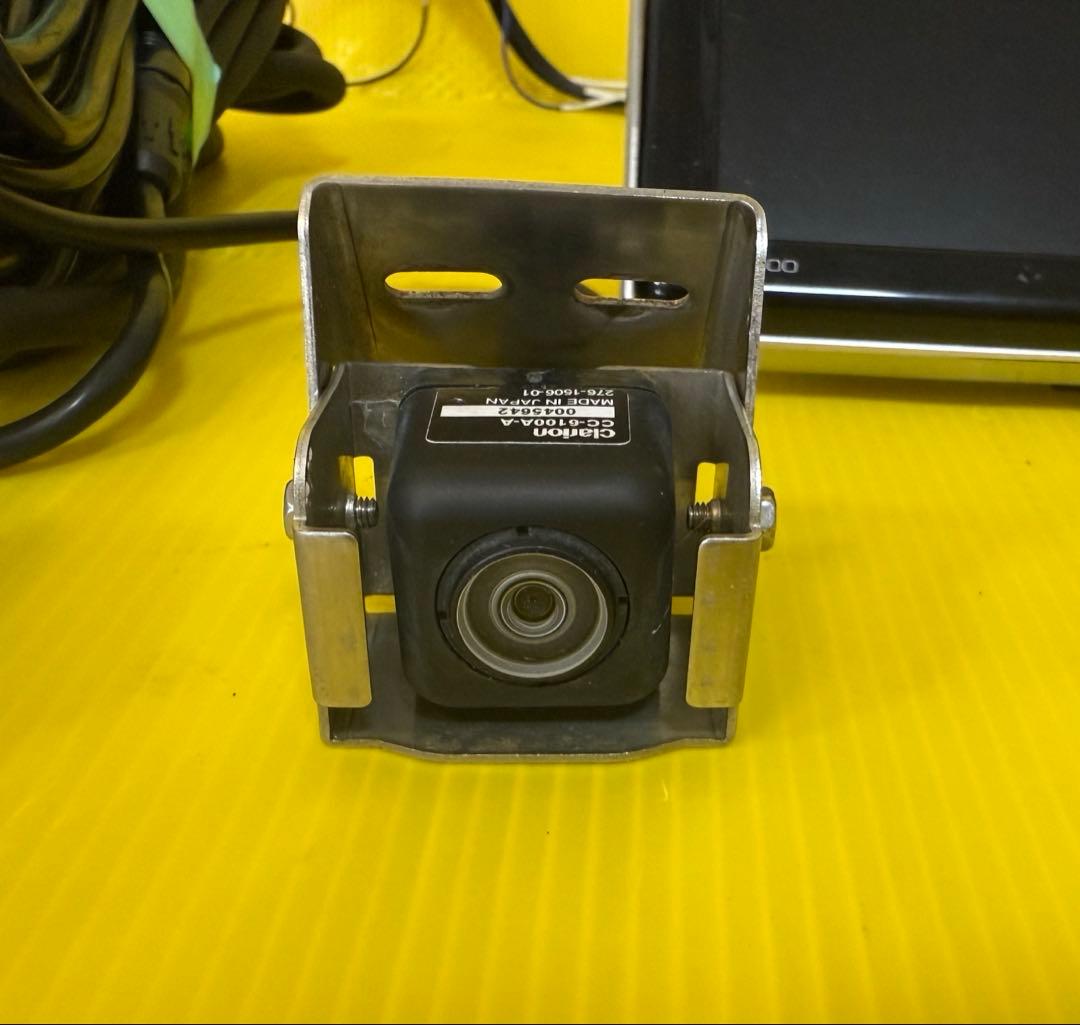 ClarionバックアップモニターCJ-7600A とカメラCC-6100A-A