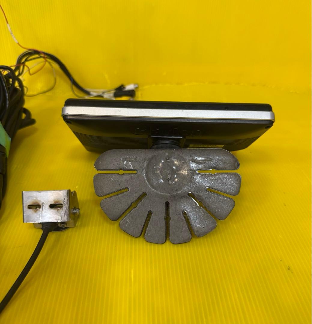 ClarionバックアップモニターCJ-7600A とカメラCC-6100A-A