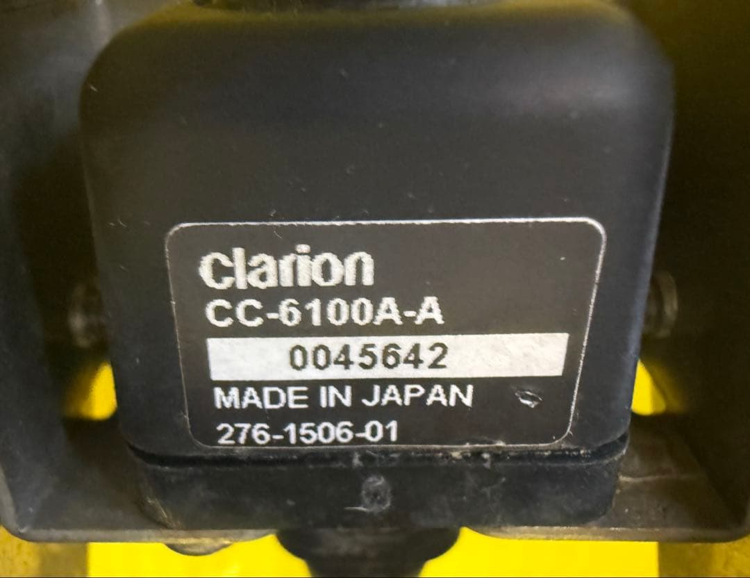 ClarionバックアップモニターCJ-7600A とカメラCC-6100A-A